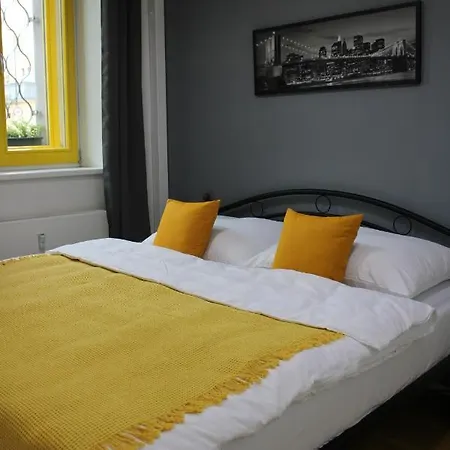 Lyly - Modern Apartment, Free Parking, Near The Metro Prague Extérieur photo